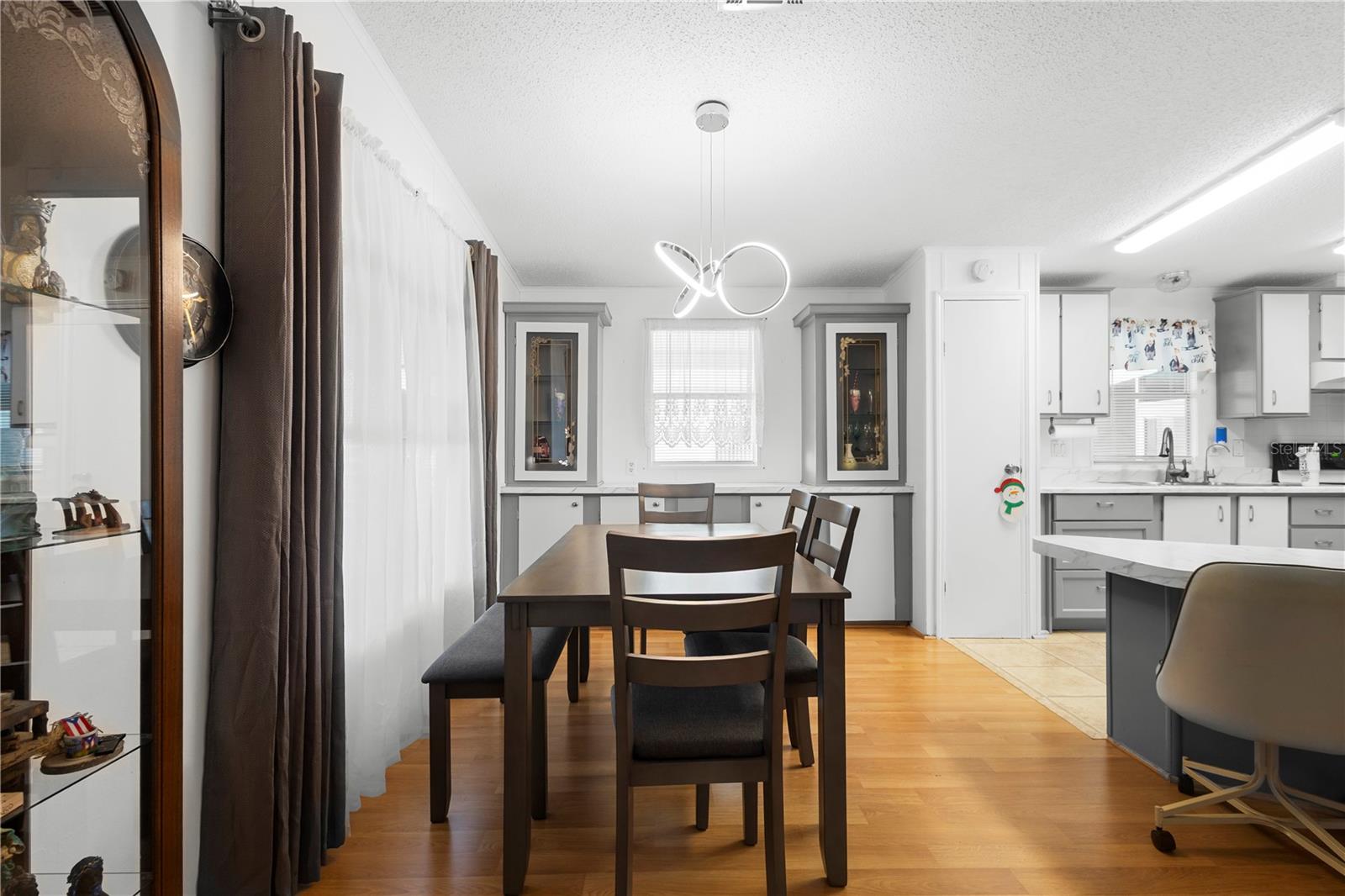 Image 19 of 43 For 6015 Grand Oaks Drive Se