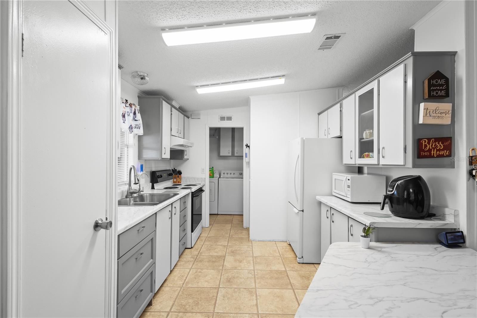 Image 24 of 43 For 6015 Grand Oaks Drive Se