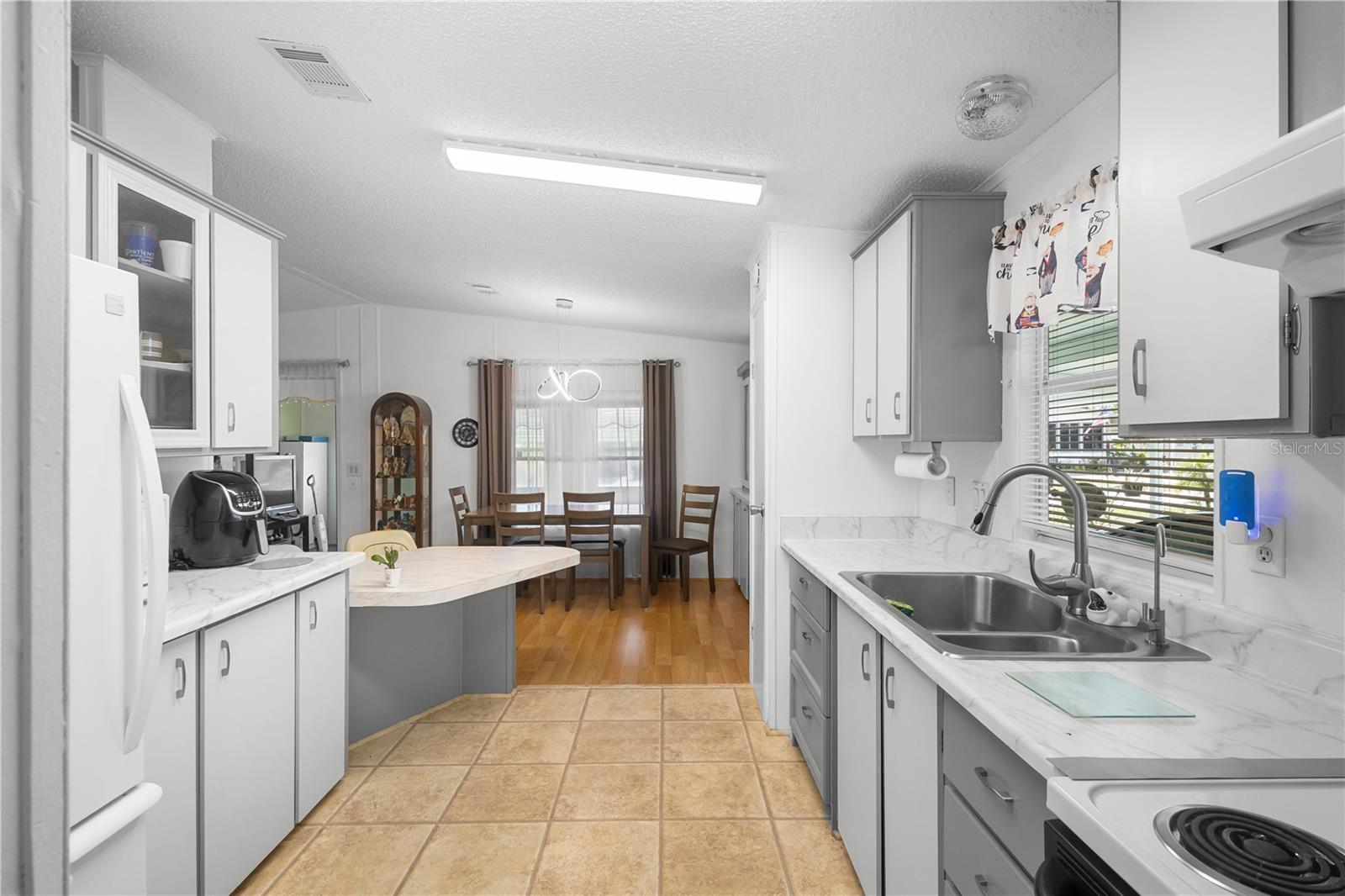 Image 27 of 43 For 6015 Grand Oaks Drive Se