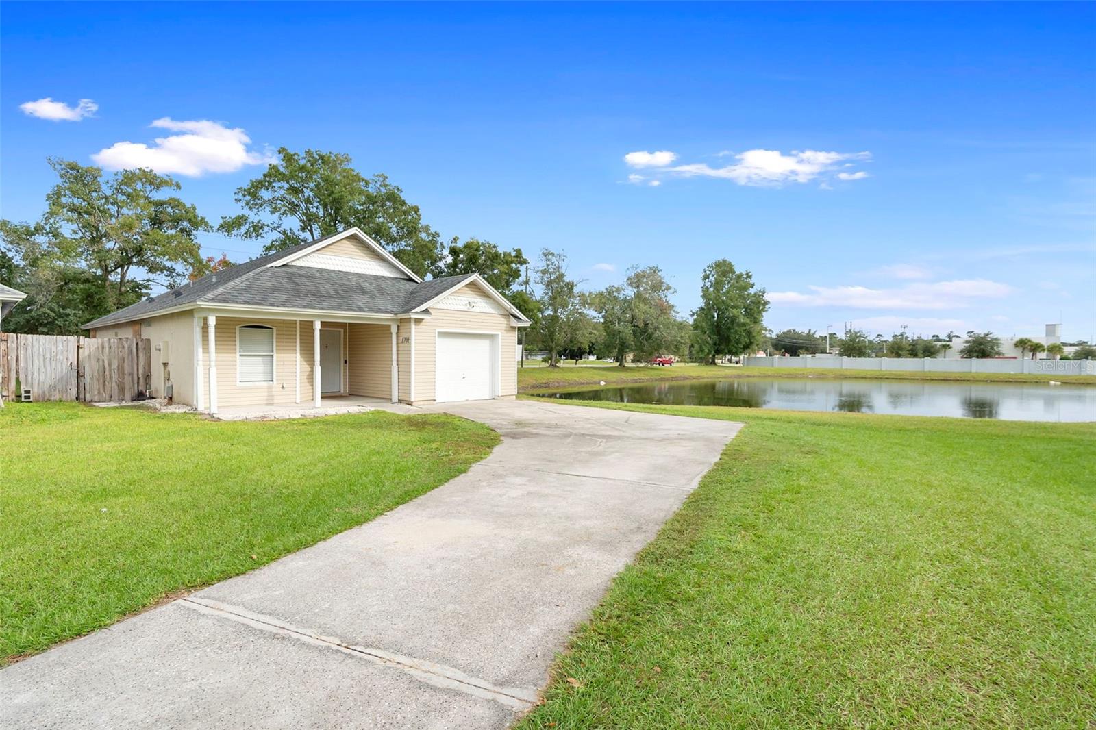 Details for 1701 Circe Lake Court, ORLANDO, FL 32826