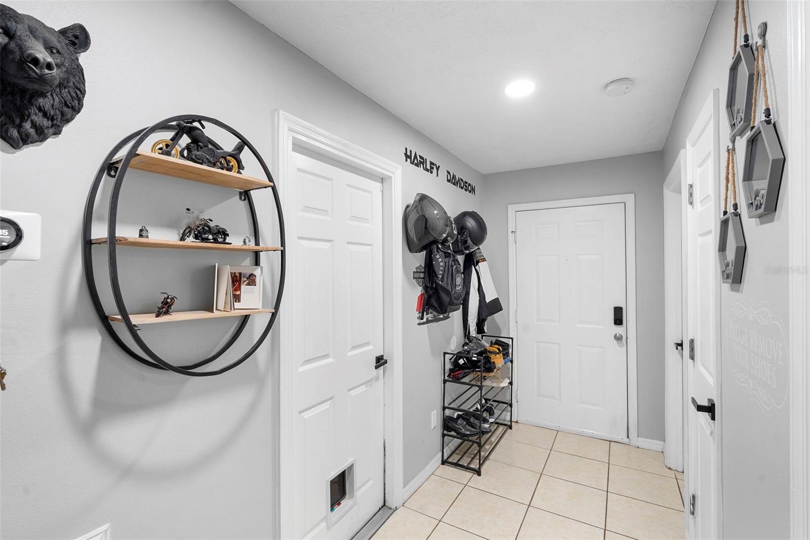 Image 3 of 25 For 1701 Circe Lake Court