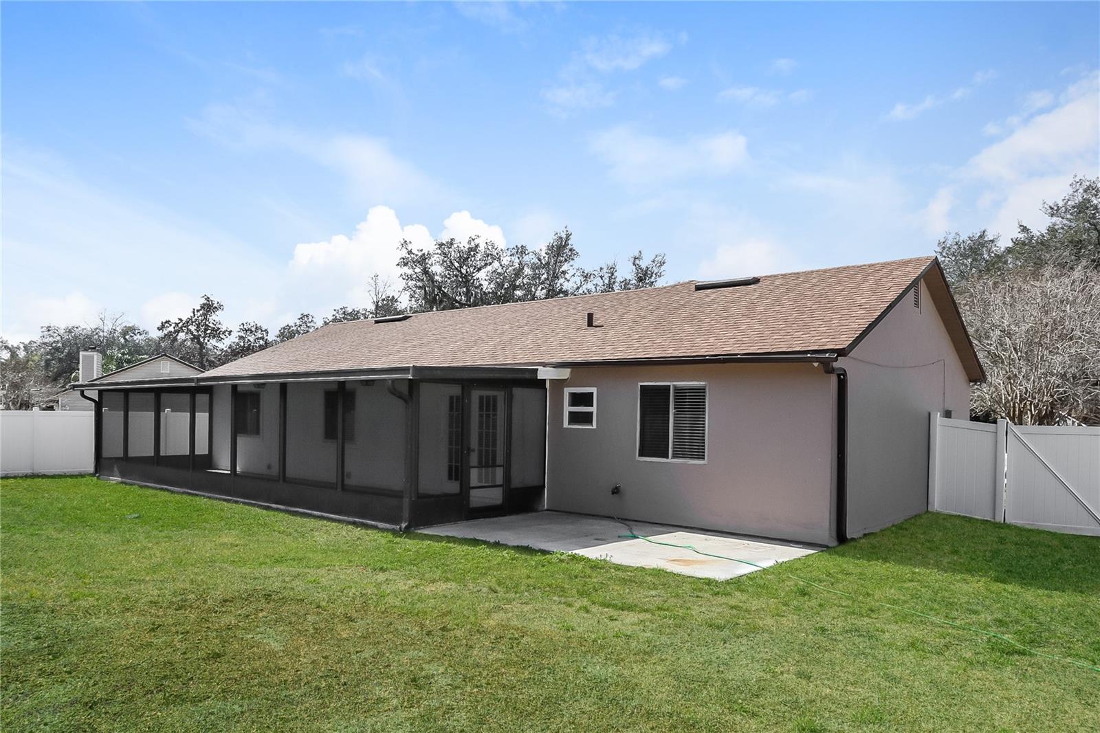 Image 15 of 16 For 1815 Prairie Lake Boulevard