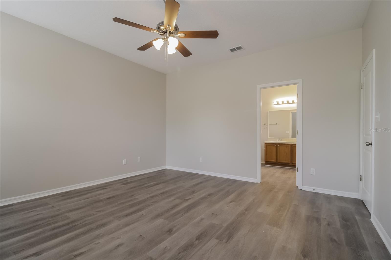 Image 8 of 16 For 4531 Gallberry Court