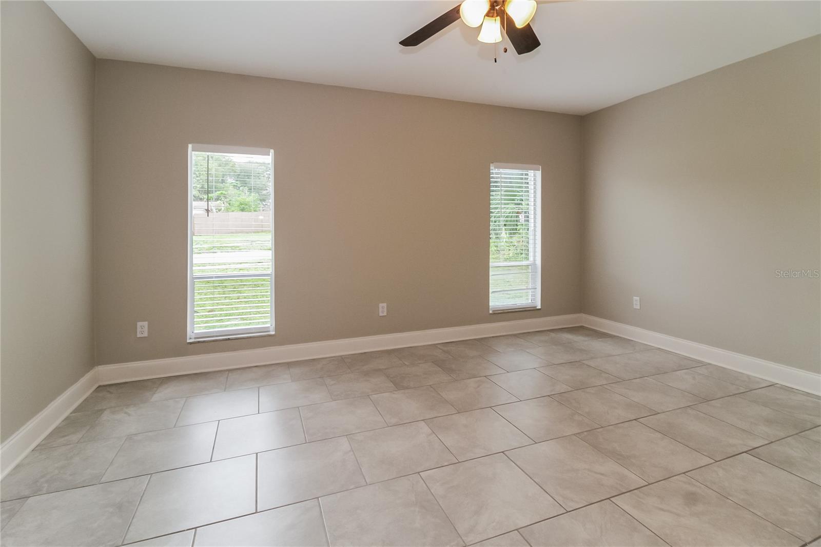 Image 5 of 16 For 605 Crosby Drive
