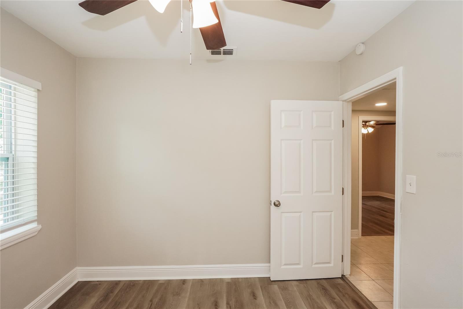 Image 12 of 16 For 832 Bethune Drive