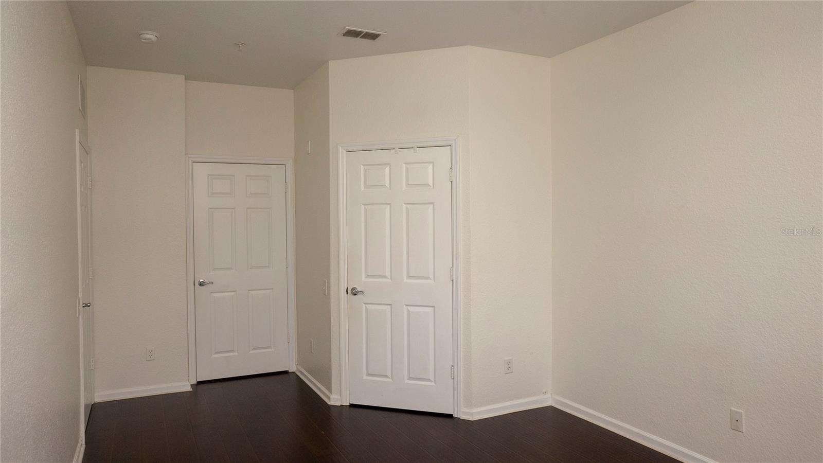 Image 16 of 28 For 6466 Cava Alta Drive 101