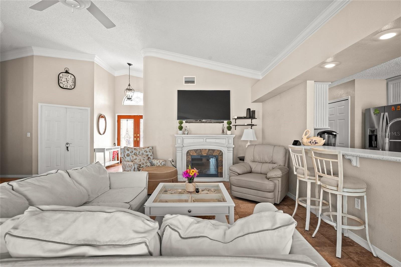 Image 2 of 25 For 851 Kriswell Court