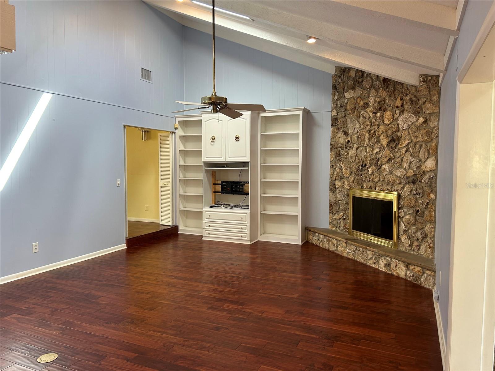 Image 18 of 34 For 1216 Buckwood Drive