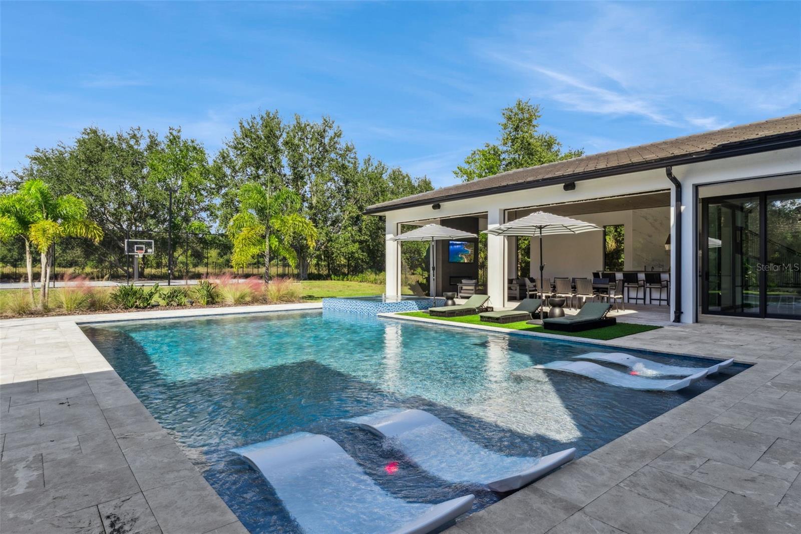 Image 46 of 74 For 15746 Pendio Dr