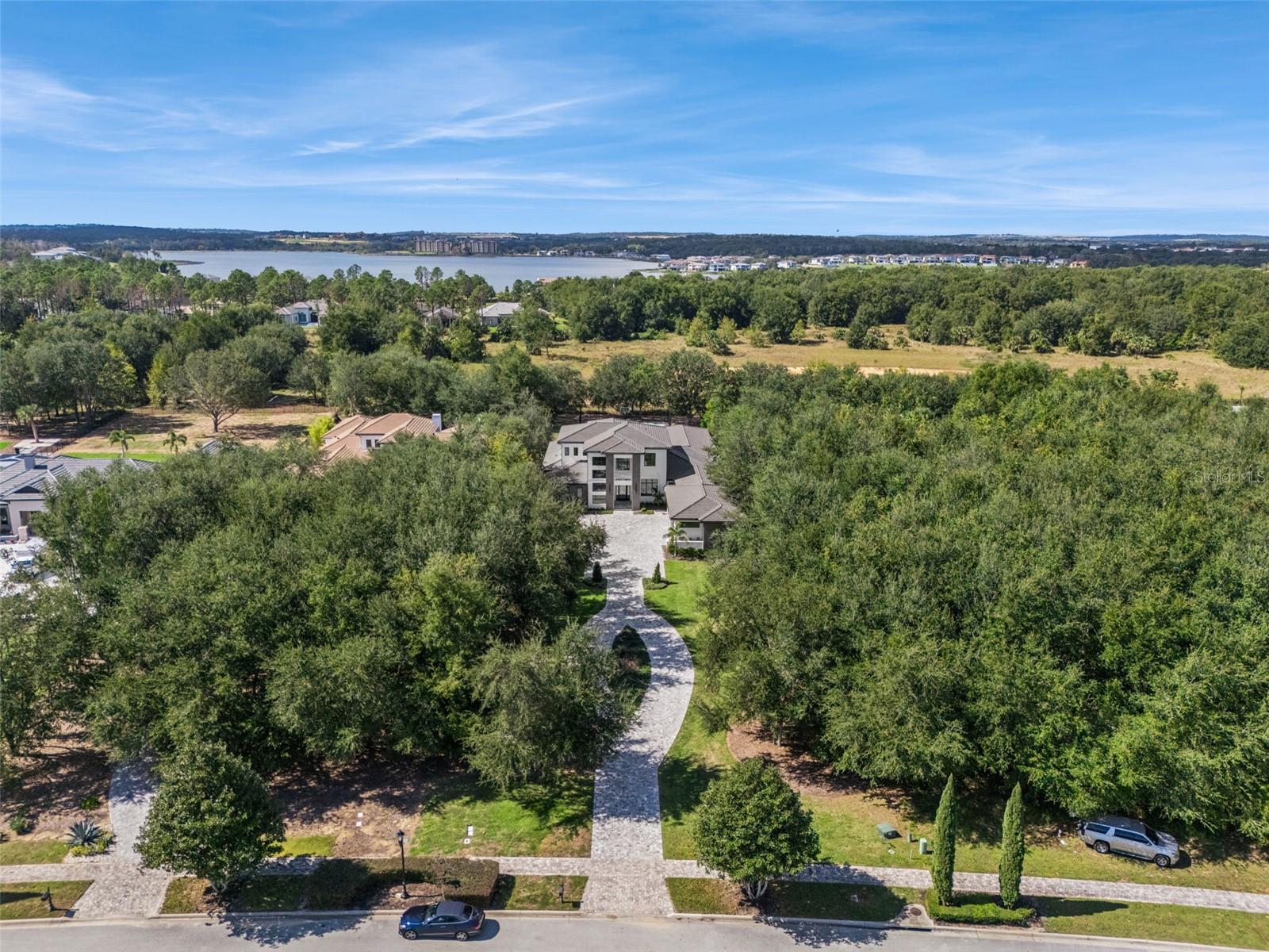 Image 54 of 74 For 15746 Pendio Dr