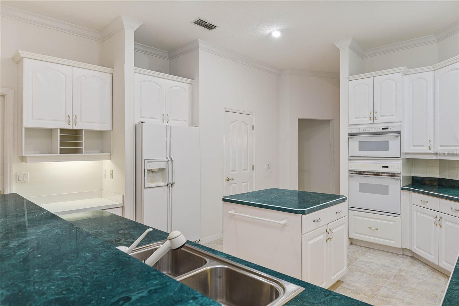 Image 14 of 40 For 1516 Rockwell Heights Drive