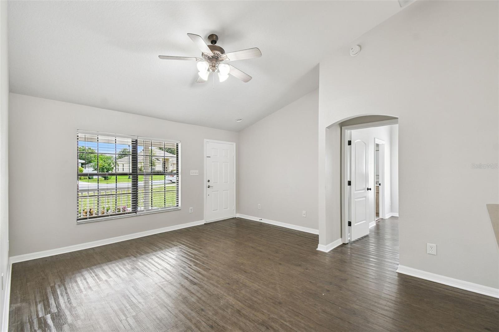 Image 14 of 19 For 209 Goldie Street