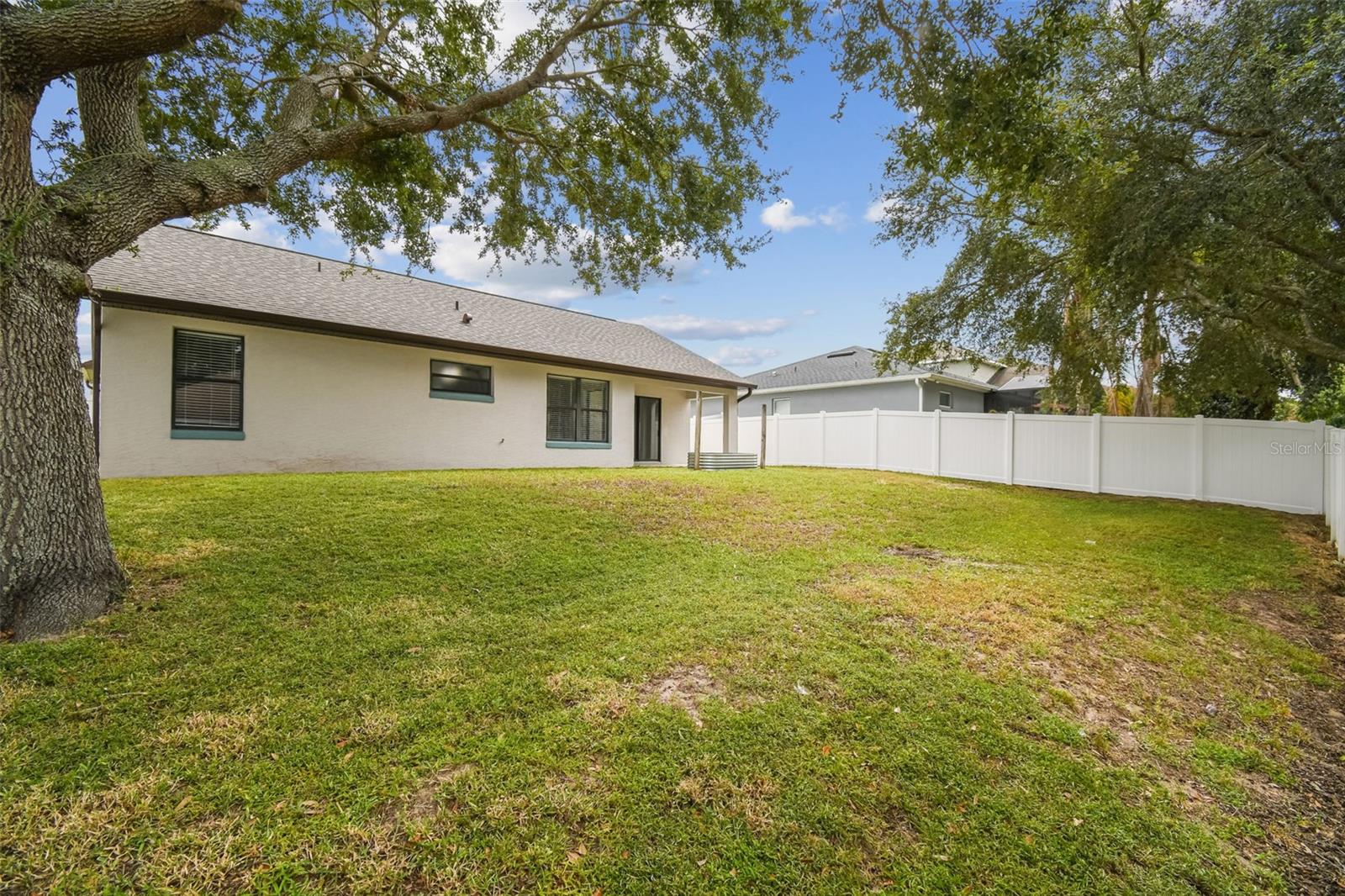 Image 17 of 19 For 209 Goldie Street