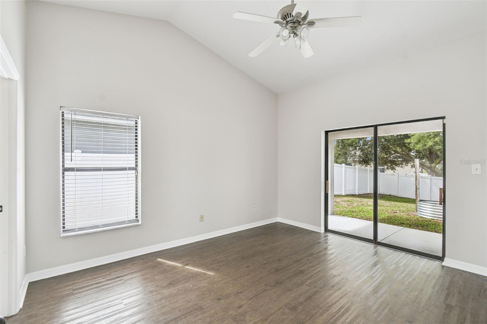 Image 5 of 19 For 209 Goldie Street