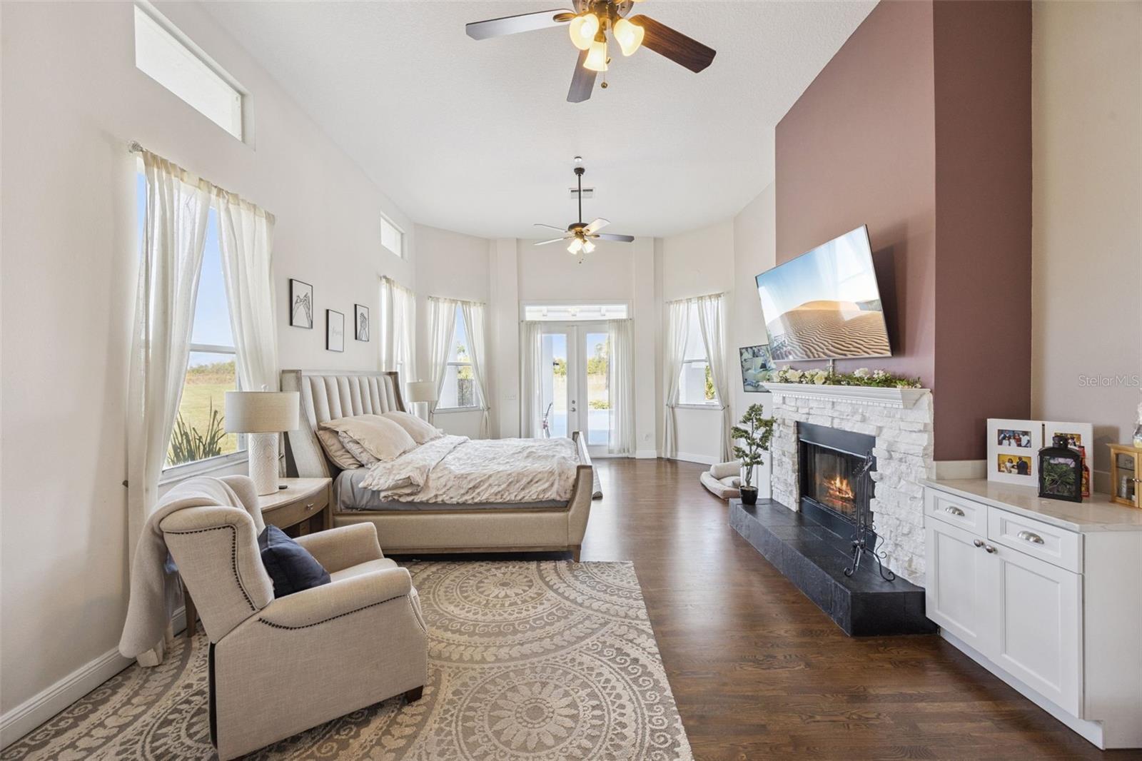 Image 24 of 66 For 17261 Heartwood Loop