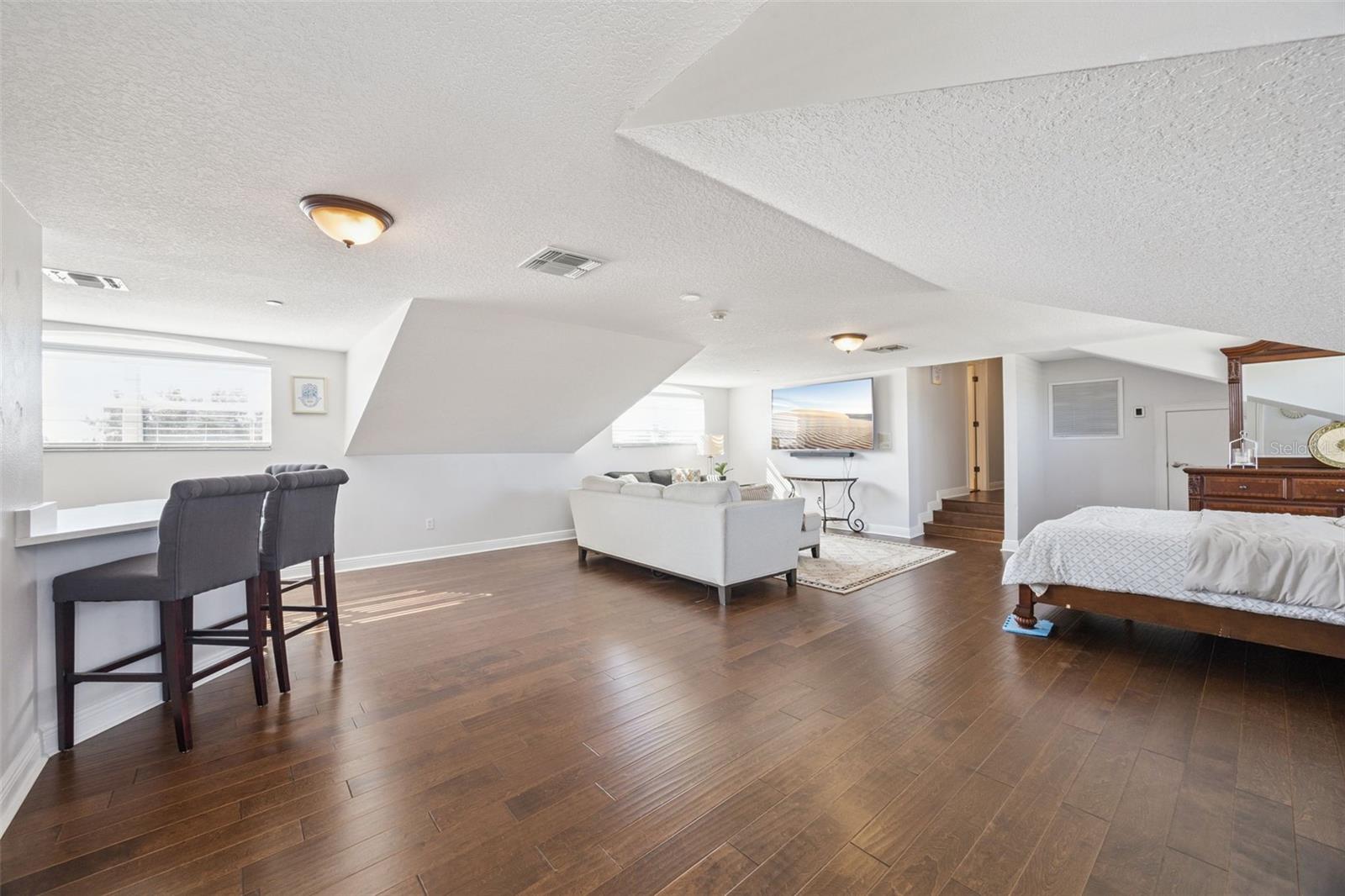 Image 25 of 66 For 17261 Heartwood Loop