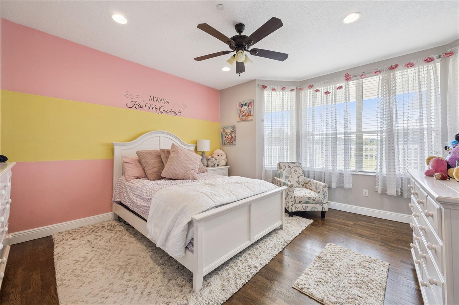 Image 30 of 66 For 17261 Heartwood Loop