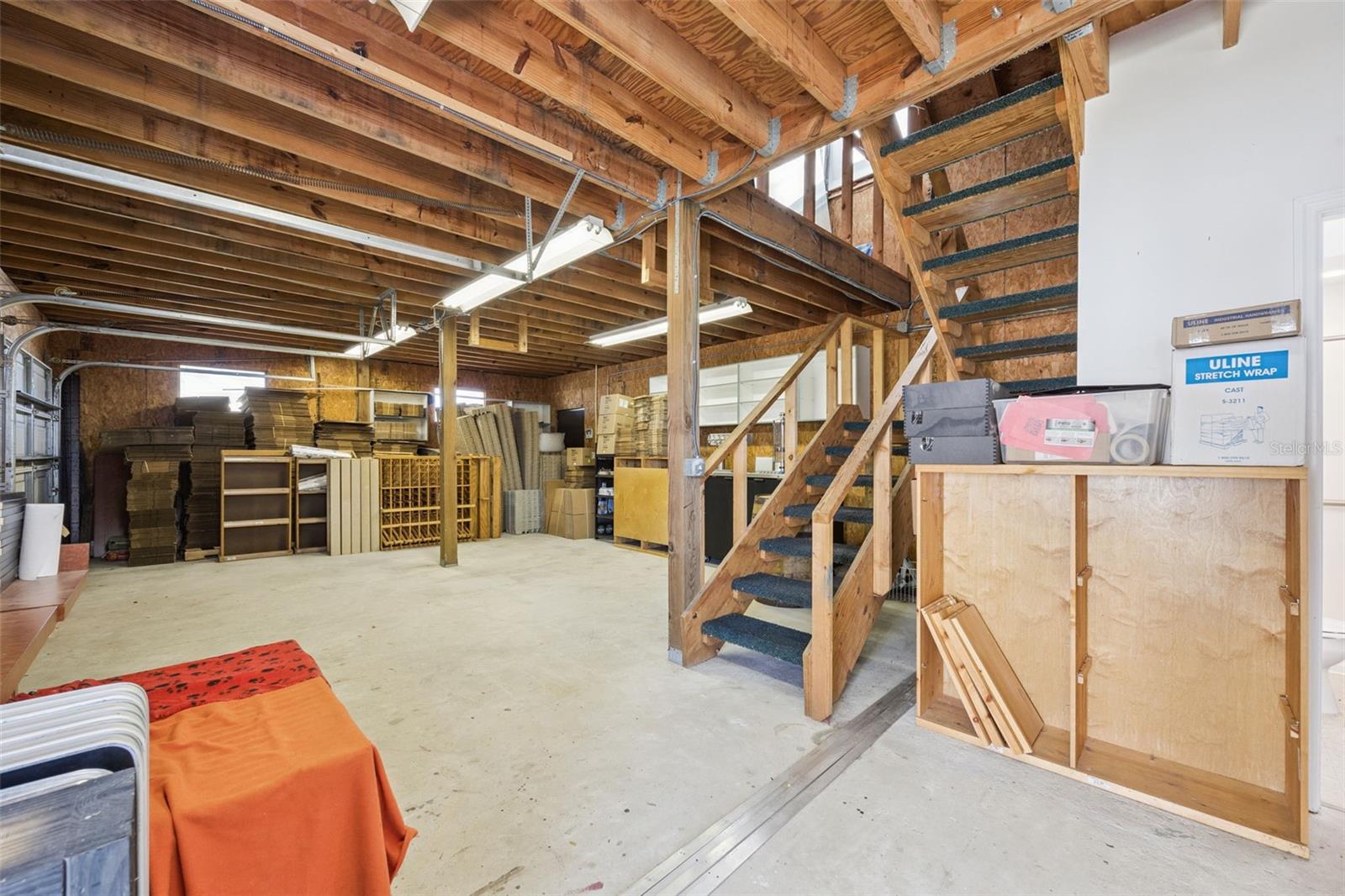 Image 39 of 66 For 17261 Heartwood Loop