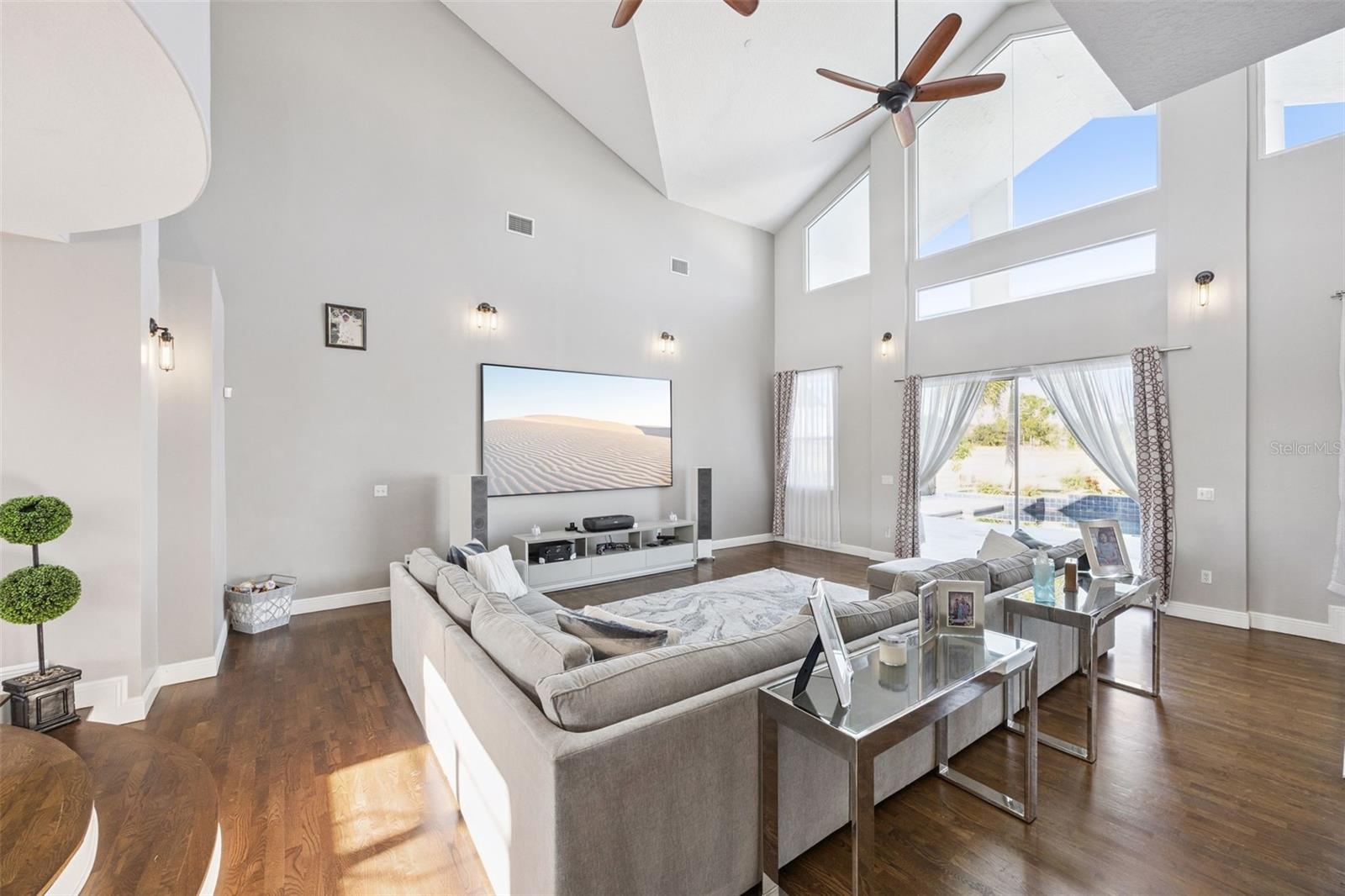 Image 9 of 66 For 17261 Heartwood Loop