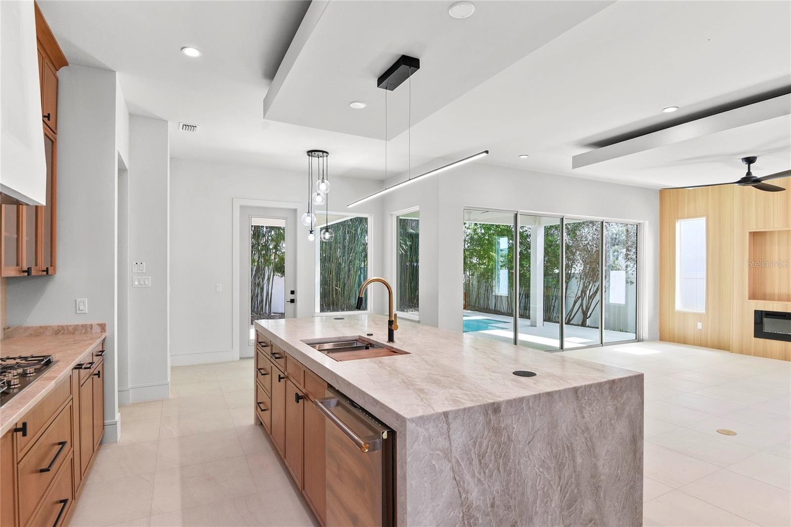 Image 16 of 45 For 607 Ellen Drive