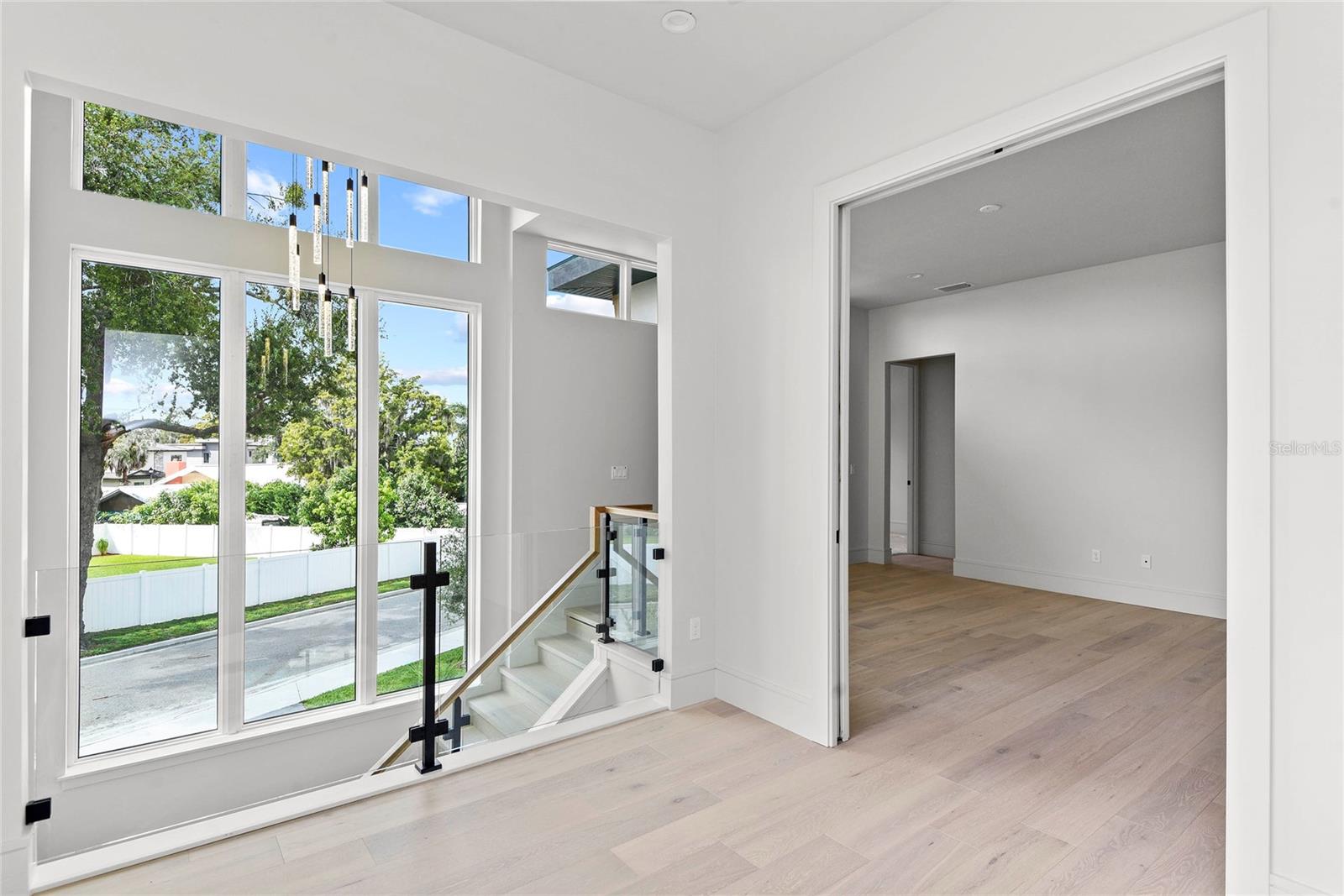 Image 31 of 45 For 607 Ellen Drive