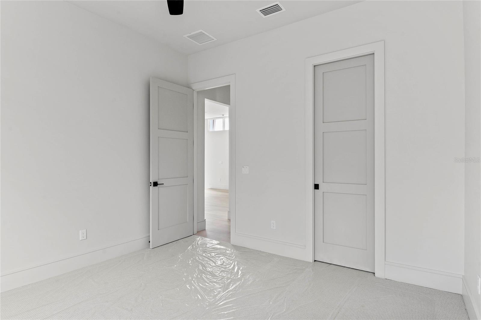 Image 36 of 45 For 607 Ellen Drive