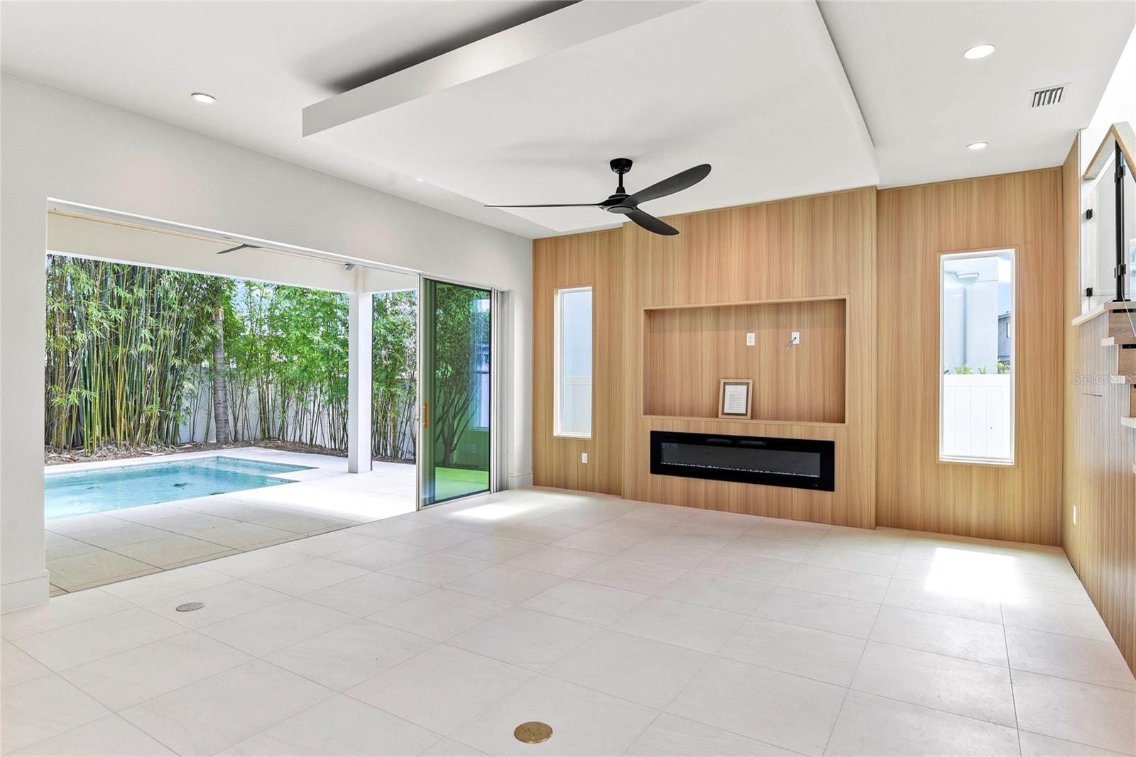 Image 6 of 45 For 607 Ellen Drive