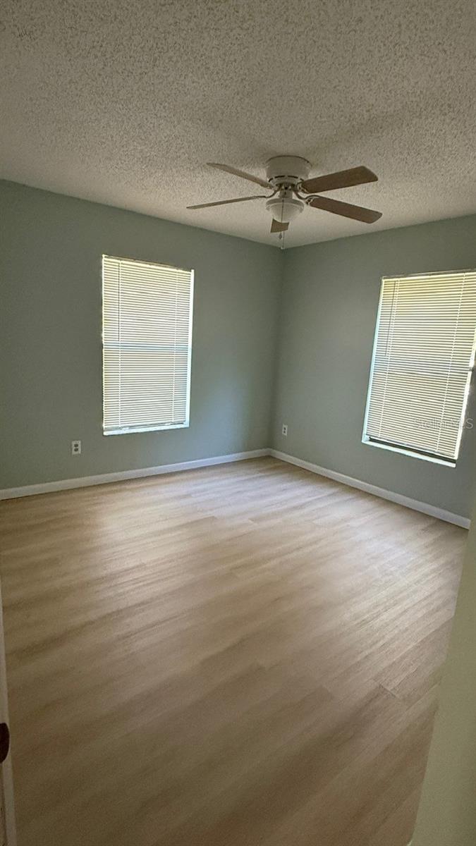 Image 11 of 18 For 215 Eldorado Drive