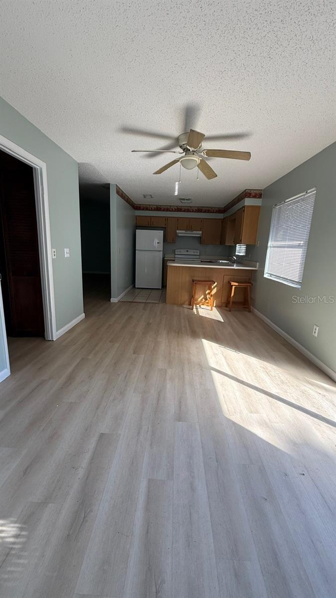 Image 6 of 18 For 215 Eldorado Drive