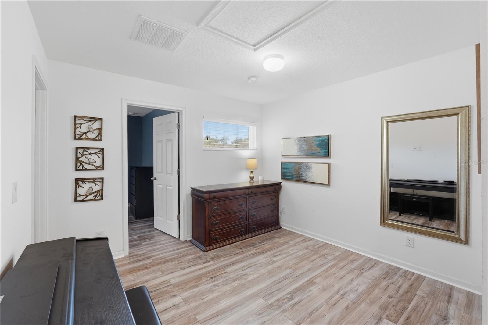 Image 26 of 48 For 406 Orange Cosmos Boulevard