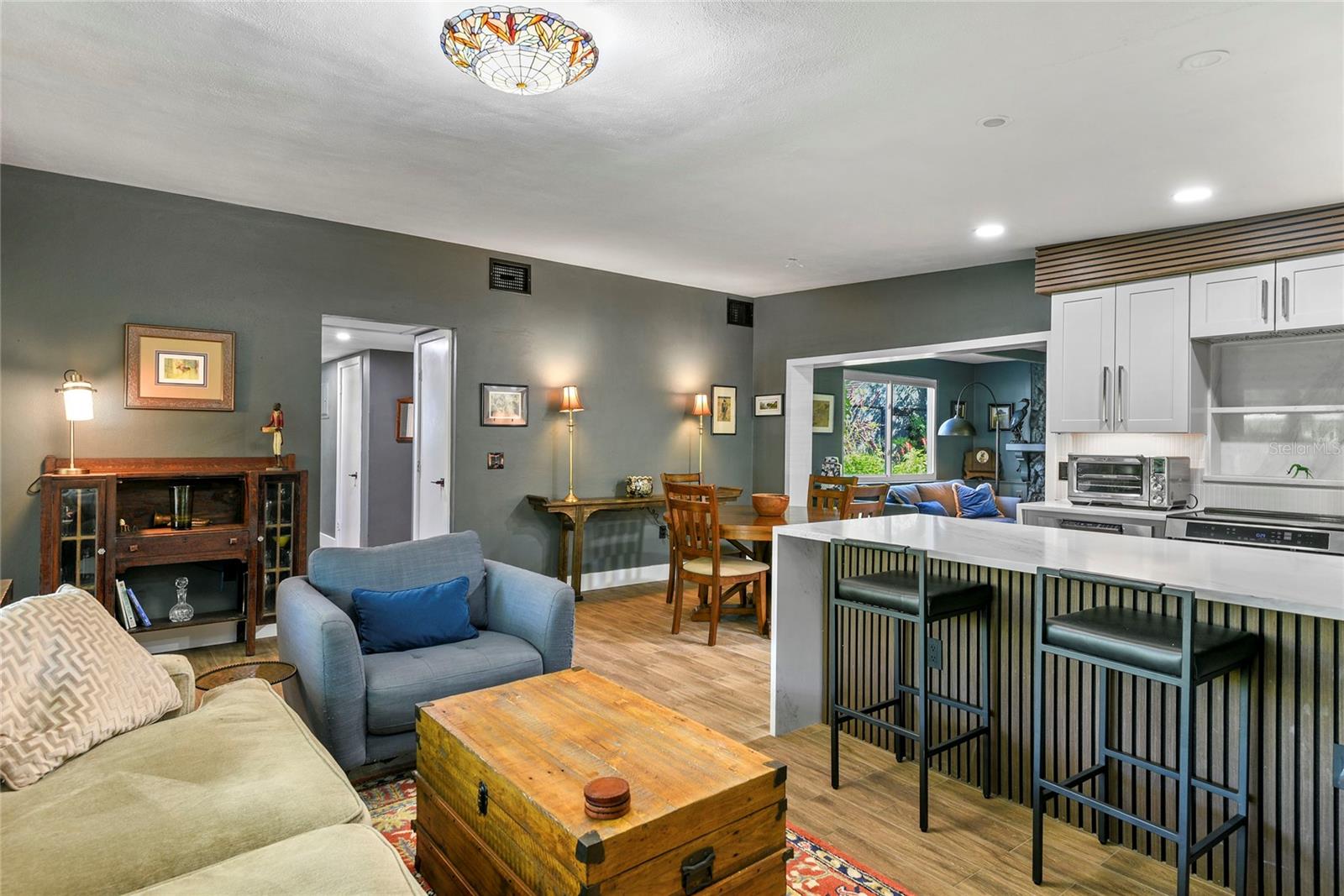 Image 10 of 36 For 131 Lauren Court