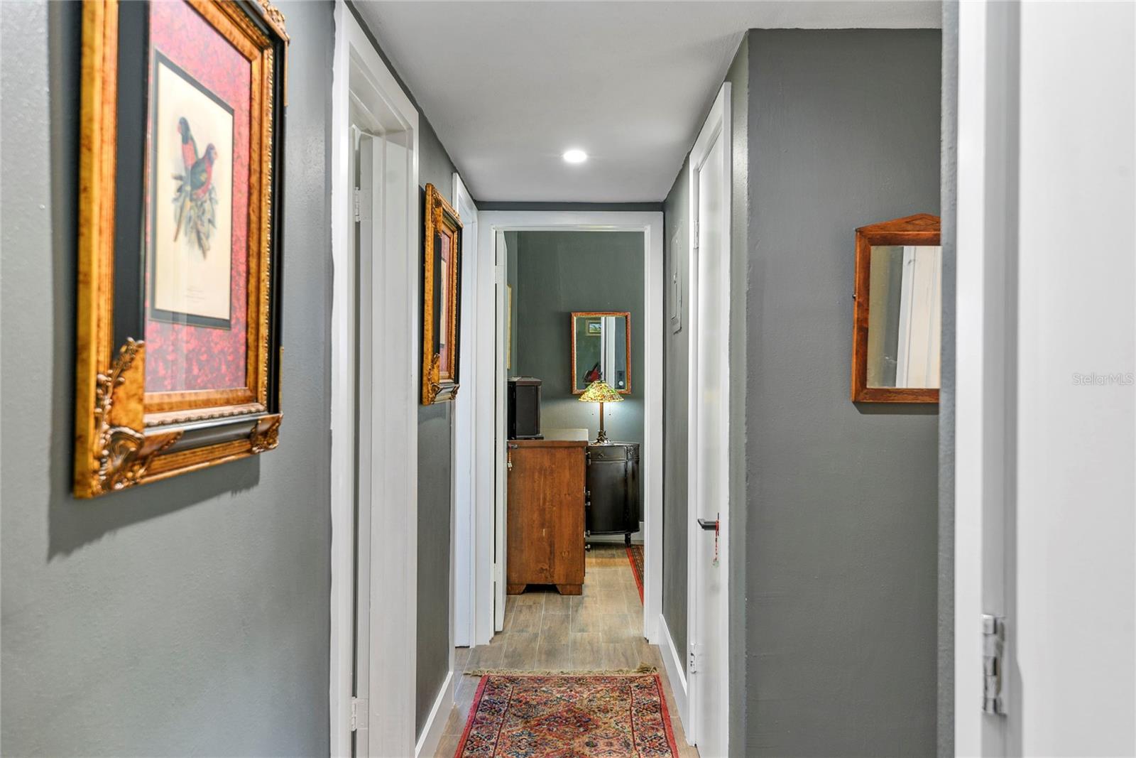 Image 19 of 36 For 131 Lauren Court