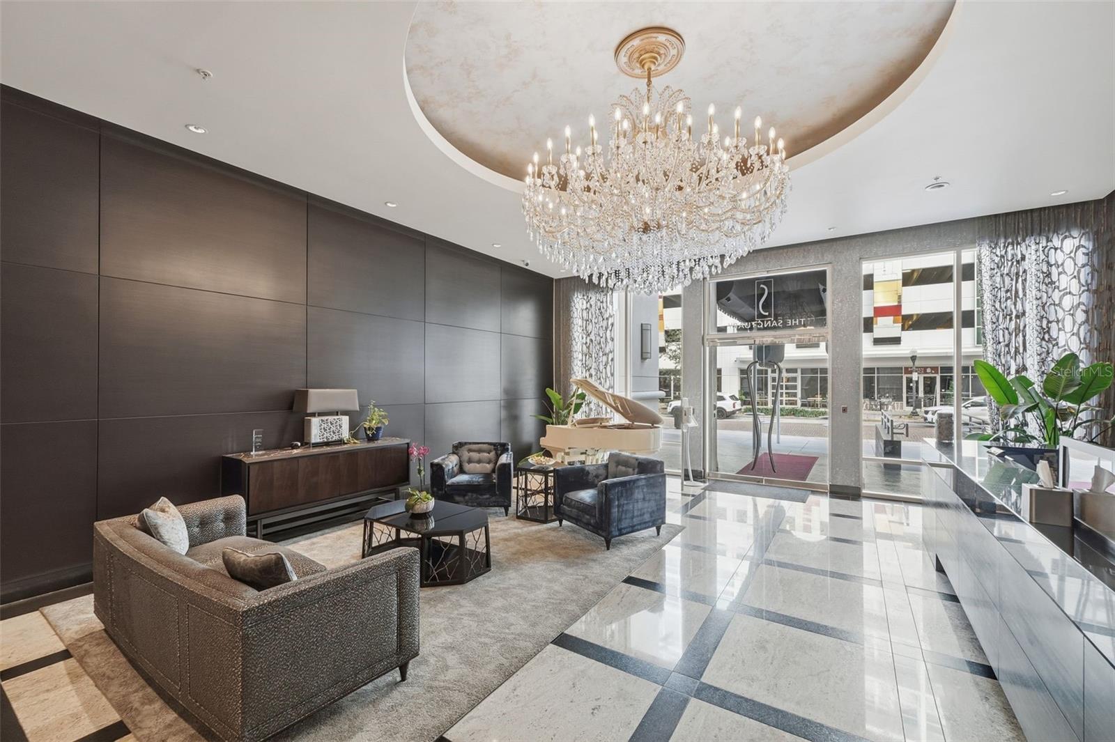 Image 4 of 26 For 100 Eola Drive 712