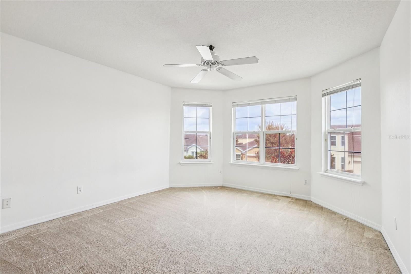 Image 15 of 21 For 1126 Maumee Street