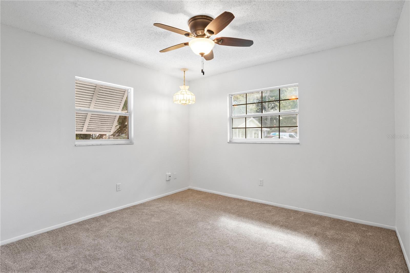 Image 17 of 26 For 776 Mockingbird Lane