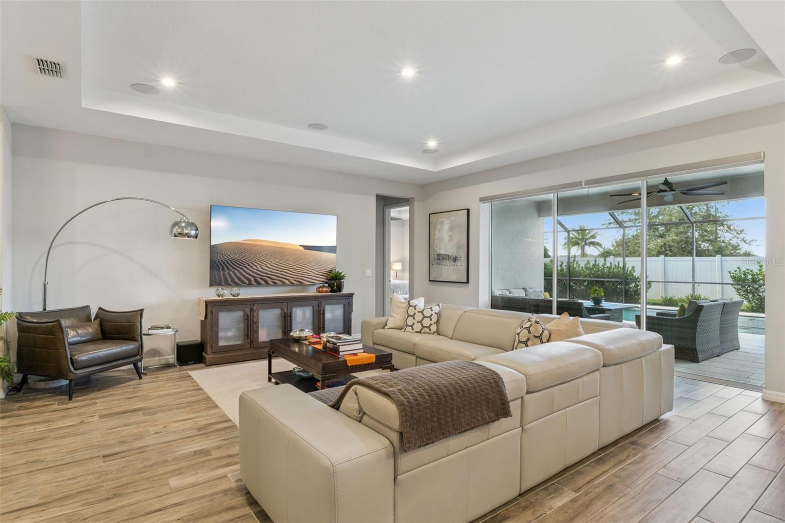 Image 8 of 51 For 3375 Hanging Tide Street