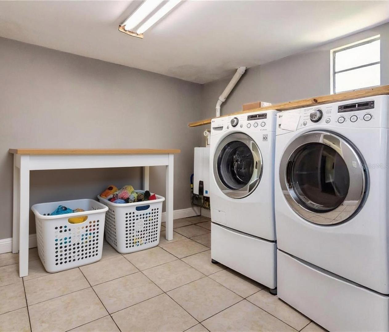 Image 14 of 18 For 1713 Hourglass Drive