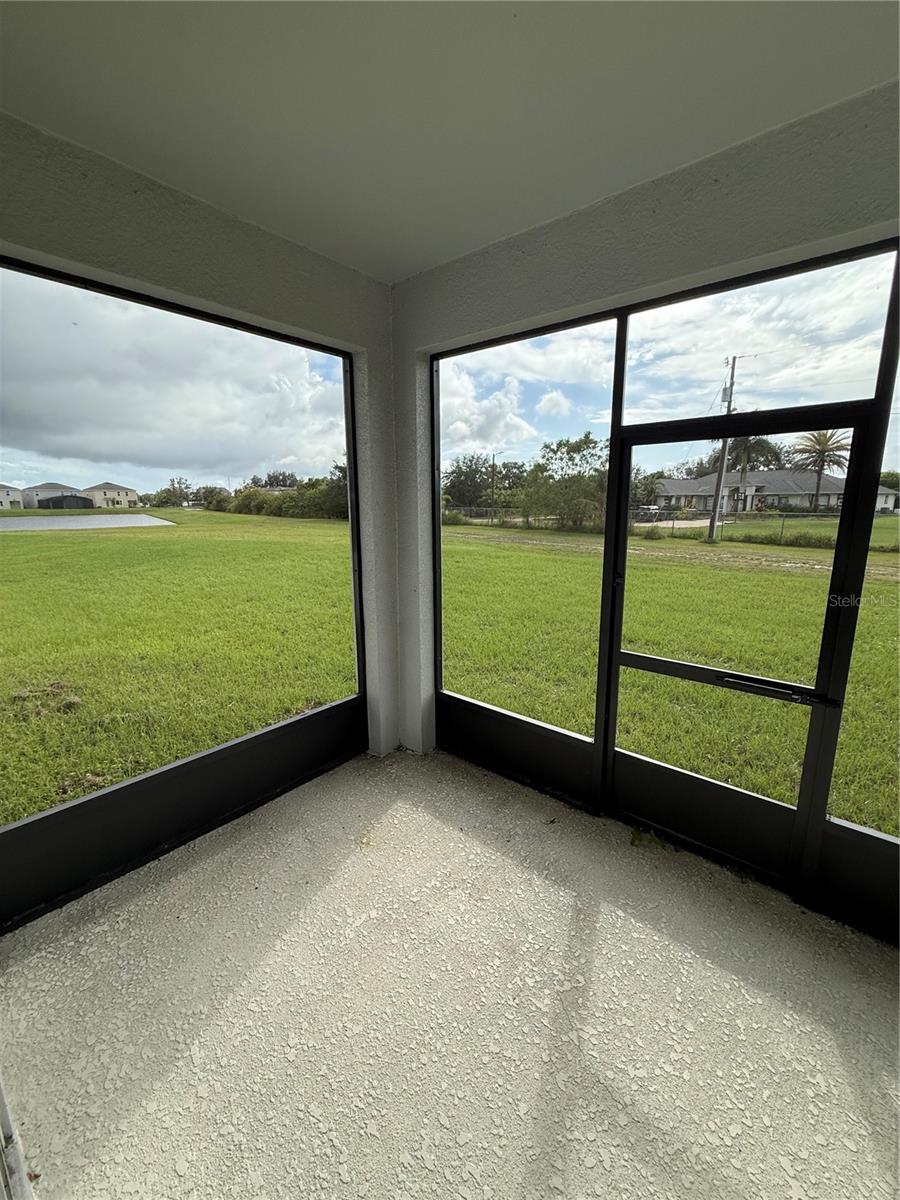 Image 33 of 37 For 1466 Flatwood