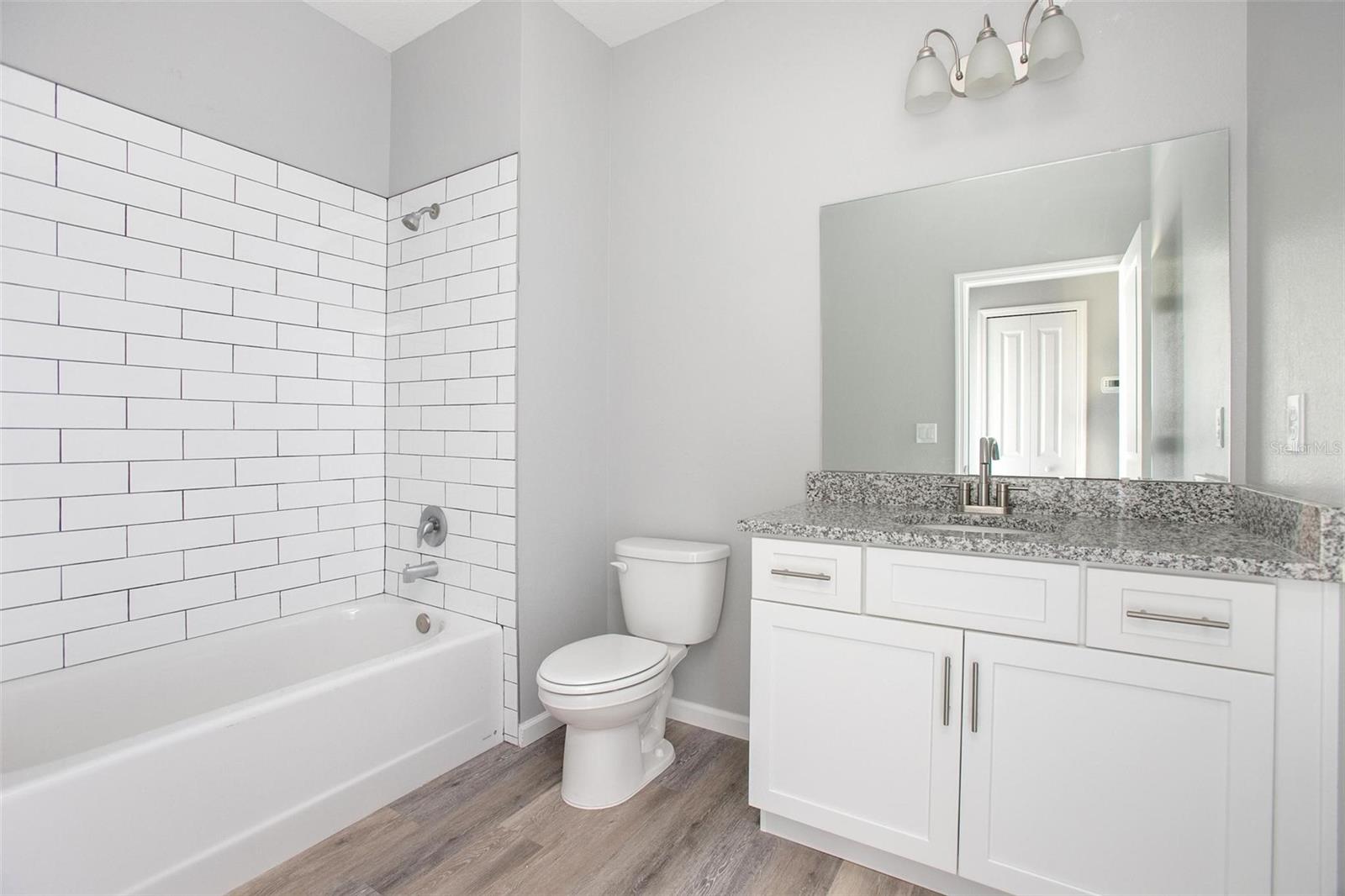 Image 13 of 29 For 968 Abagail Drive