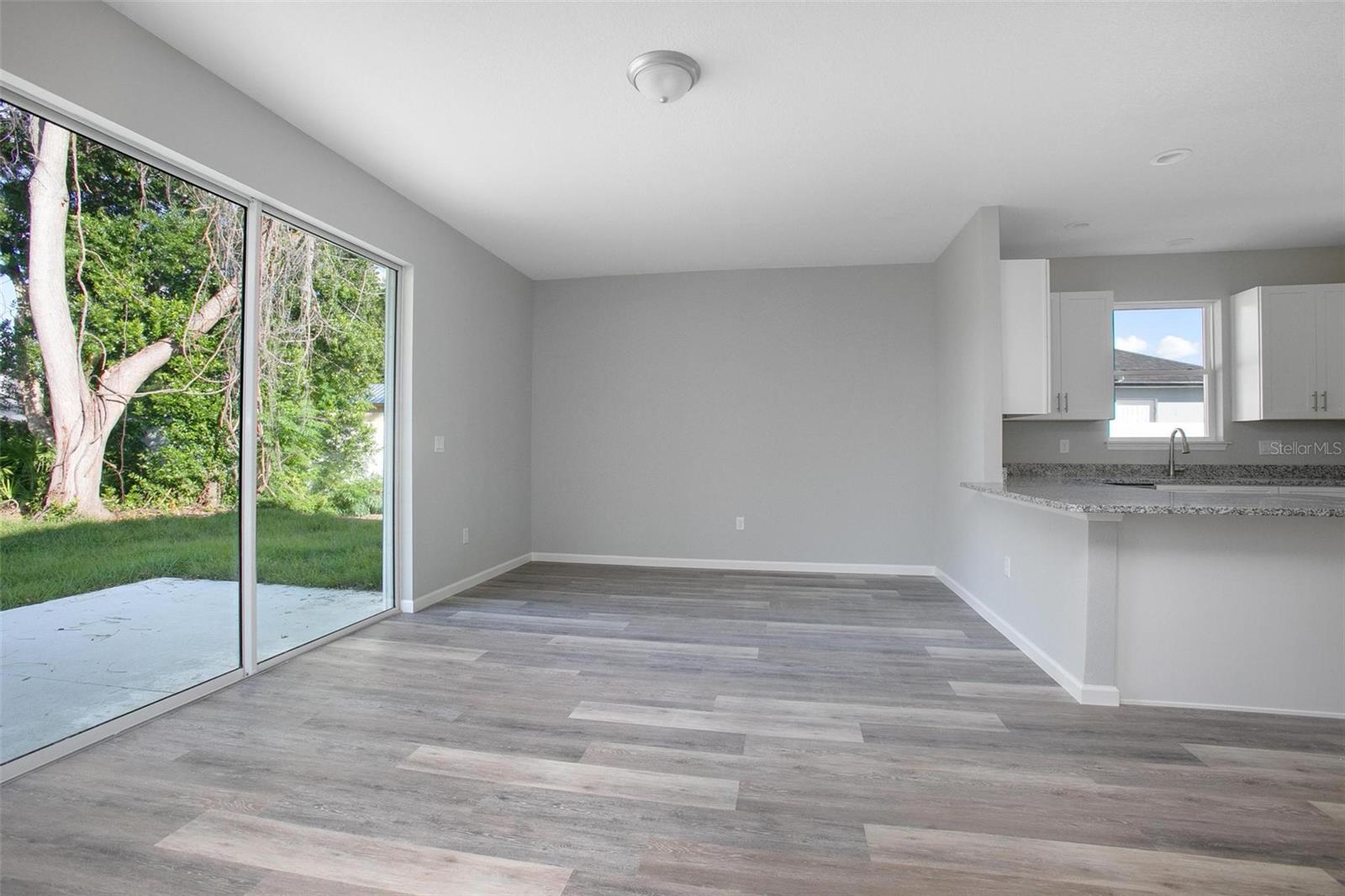 Image 19 of 29 For 968 Abagail Drive