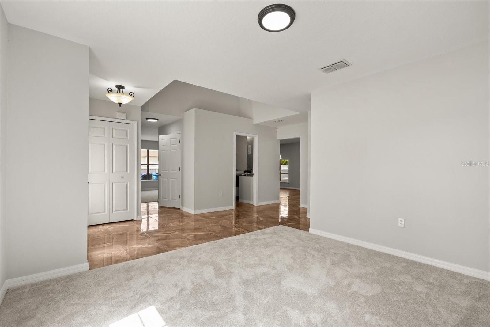 Image 9 of 39 For 5328 Michael Drive