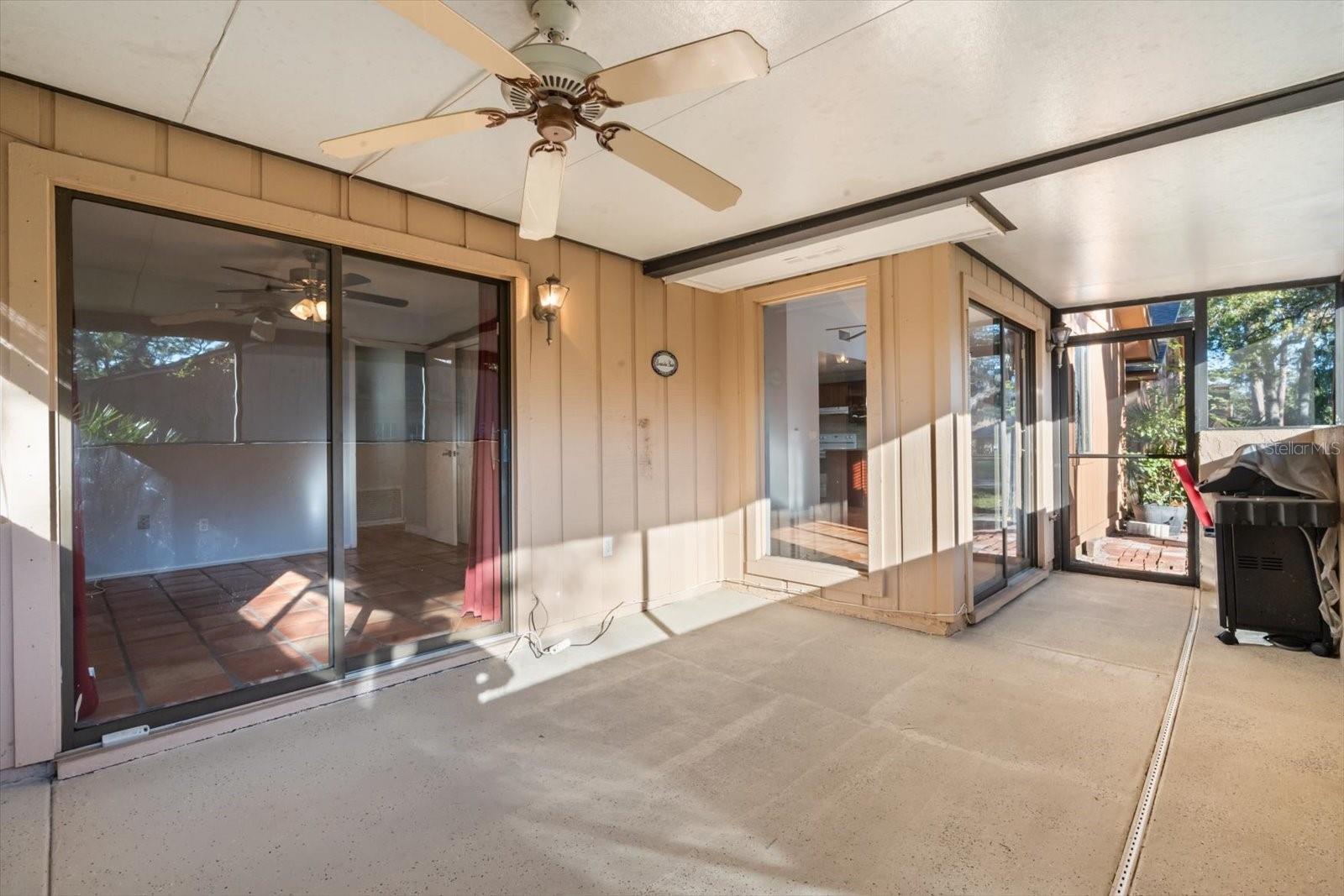 Image 20 of 28 For 361 Pinesong Drive