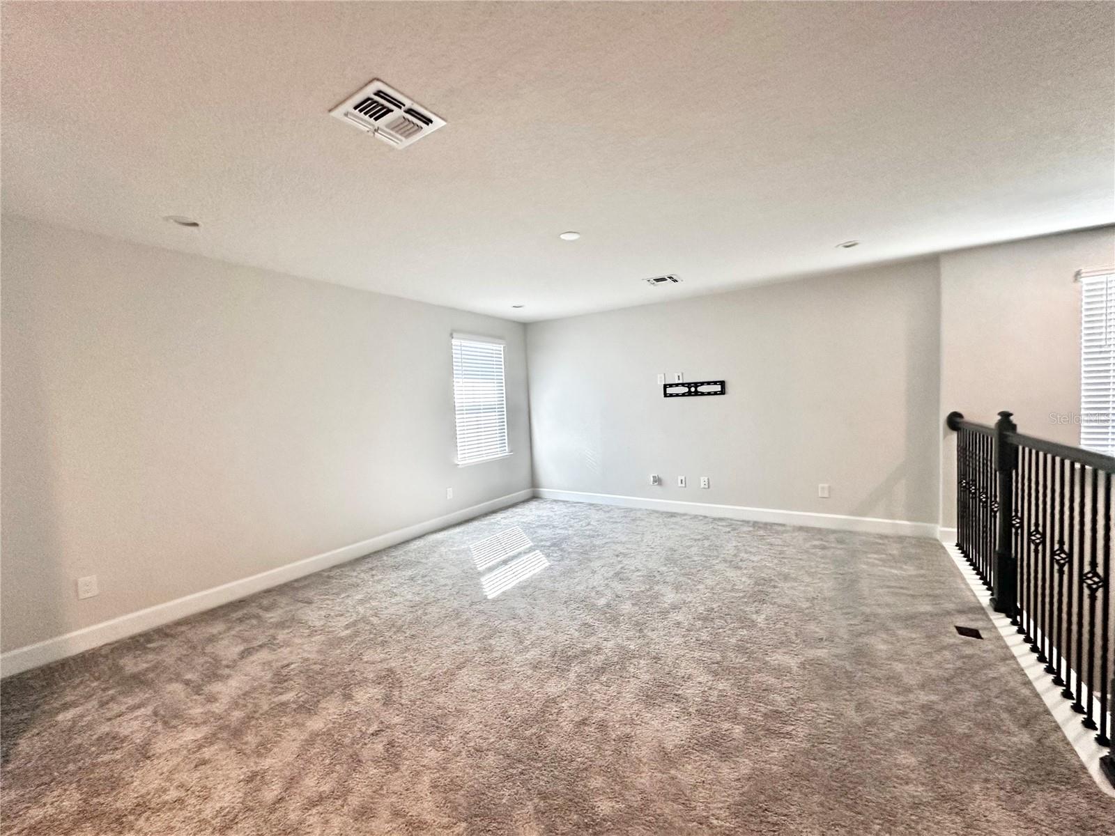Image 12 of 26 For 2785 Park Ridge Street