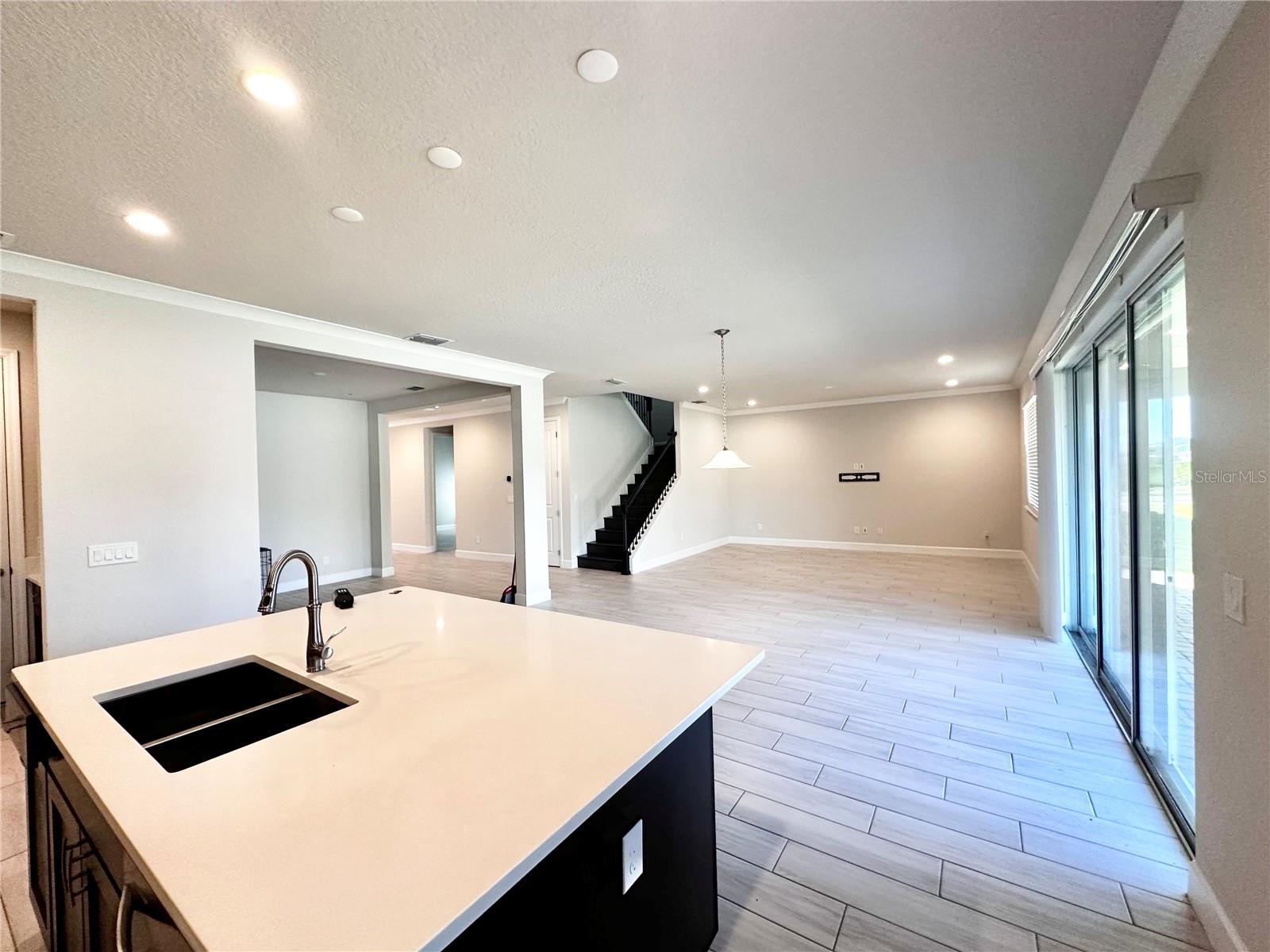 Image 7 of 26 For 2785 Park Ridge Street