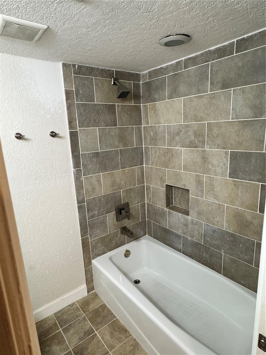 Image 17 of 22 For 5320 Burning Tree Drive F-01-1