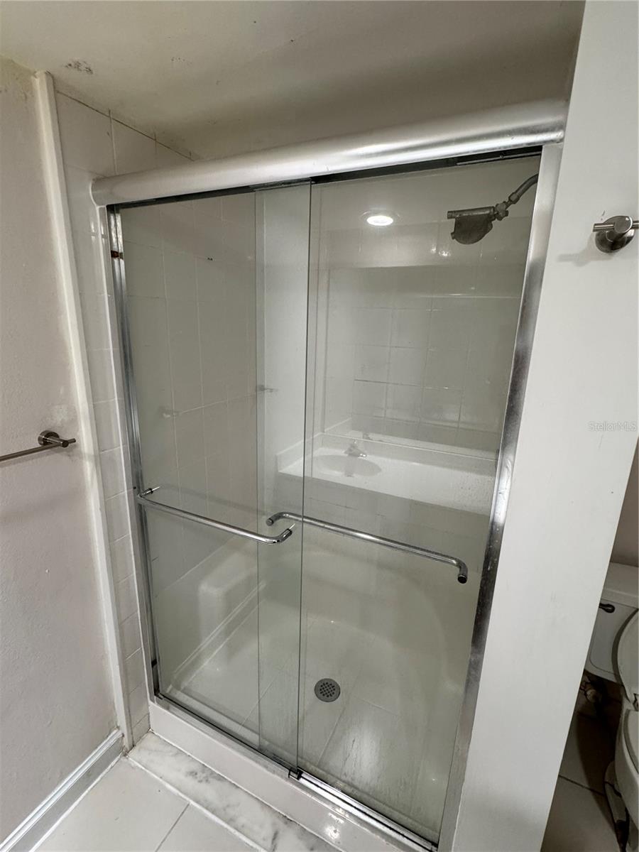 Image 18 of 22 For 5320 Burning Tree Drive F-01-1