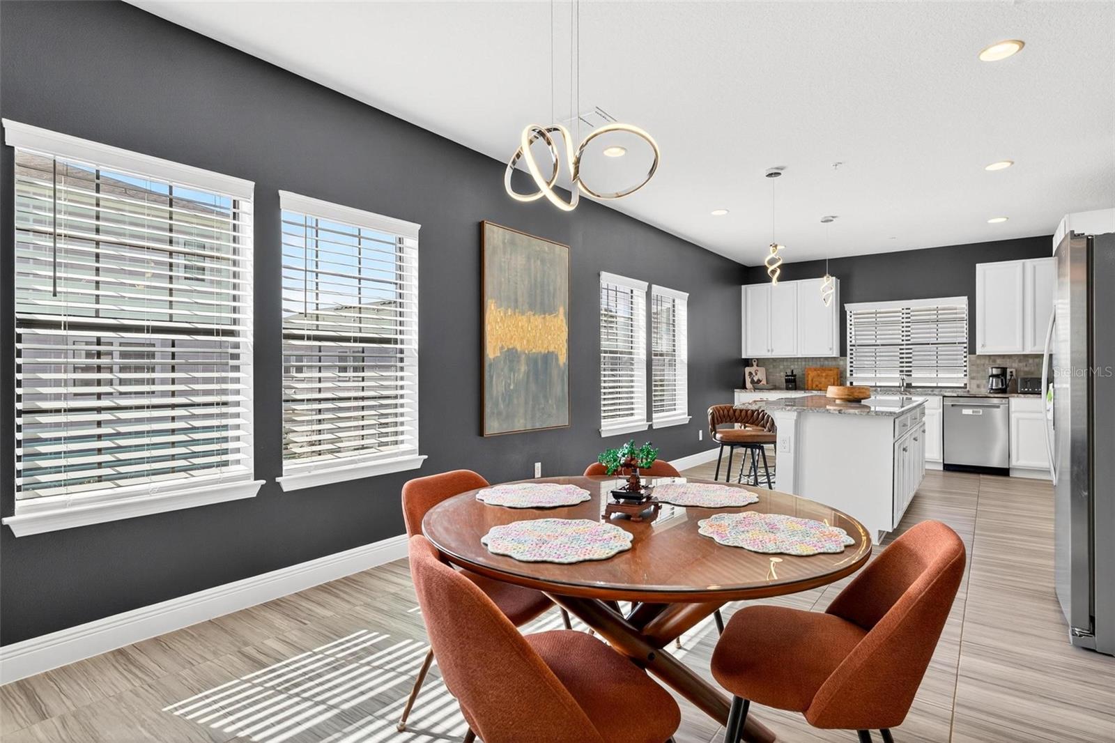 Image 15 of 39 For 427 Diamond Dove Cove