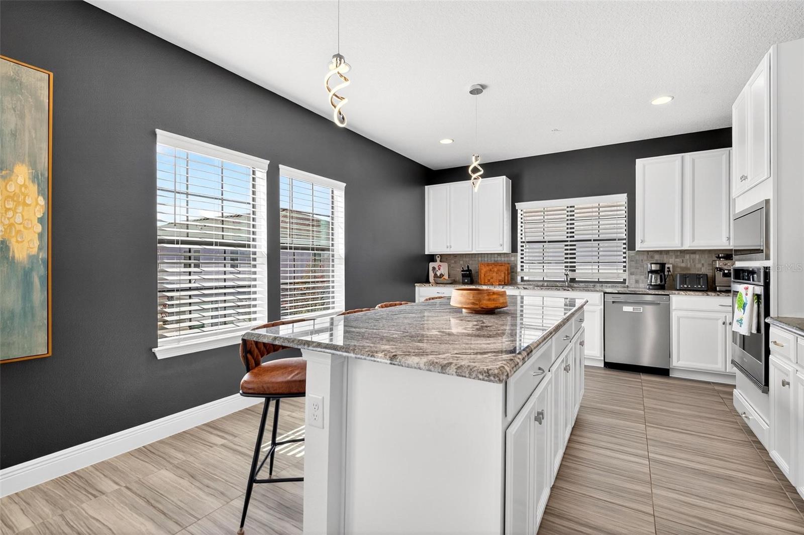 Image 17 of 39 For 427 Diamond Dove Cove