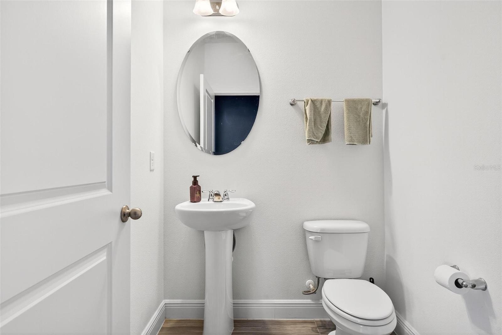 Image 25 of 39 For 427 Diamond Dove Cove