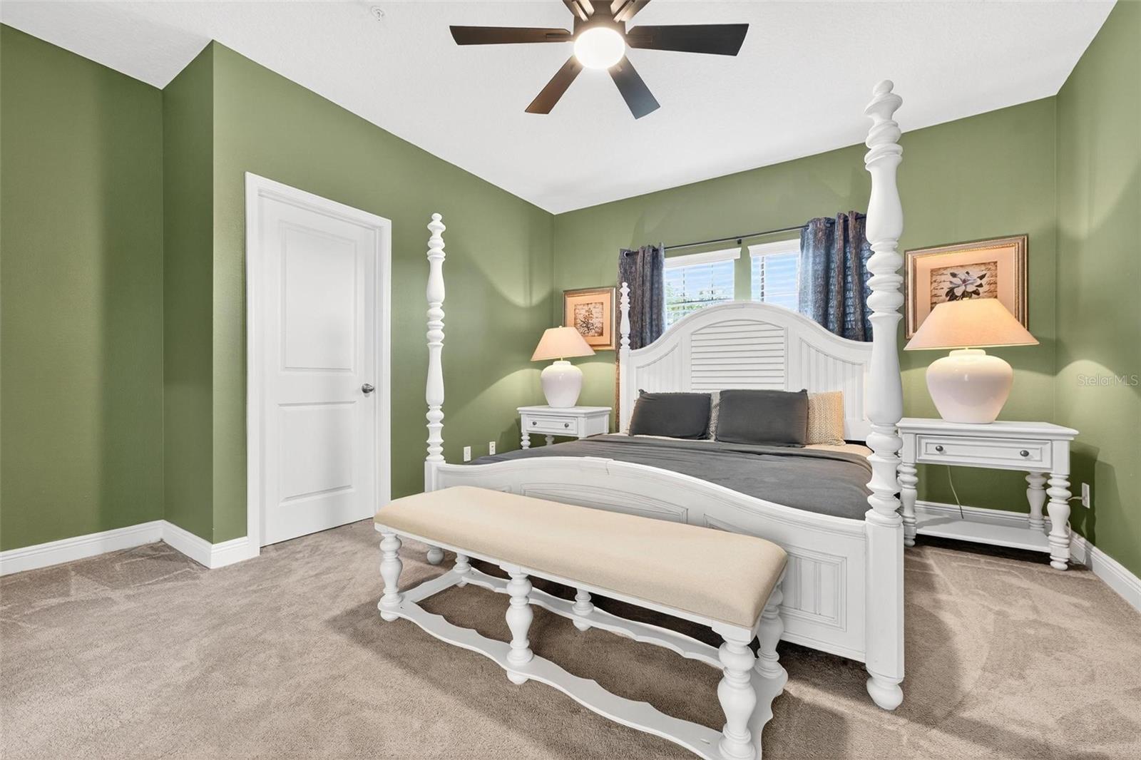 Image 33 of 39 For 427 Diamond Dove Cove